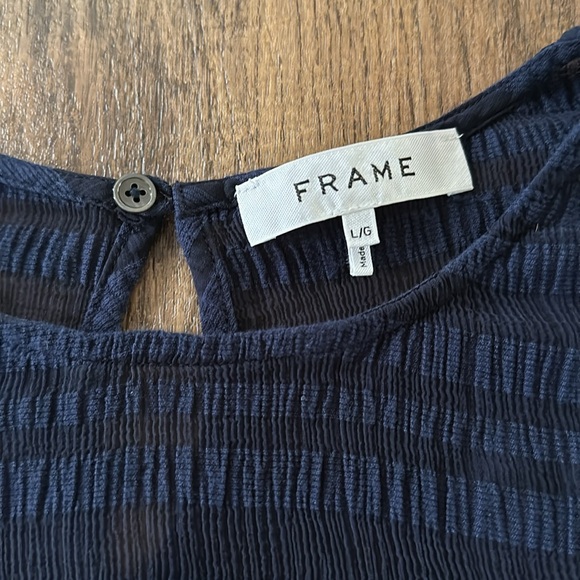 FRAME
Striped Sleeveless Flounce Top Navy Size Large Viscose stretchy Blouse - Picture 2 of 11